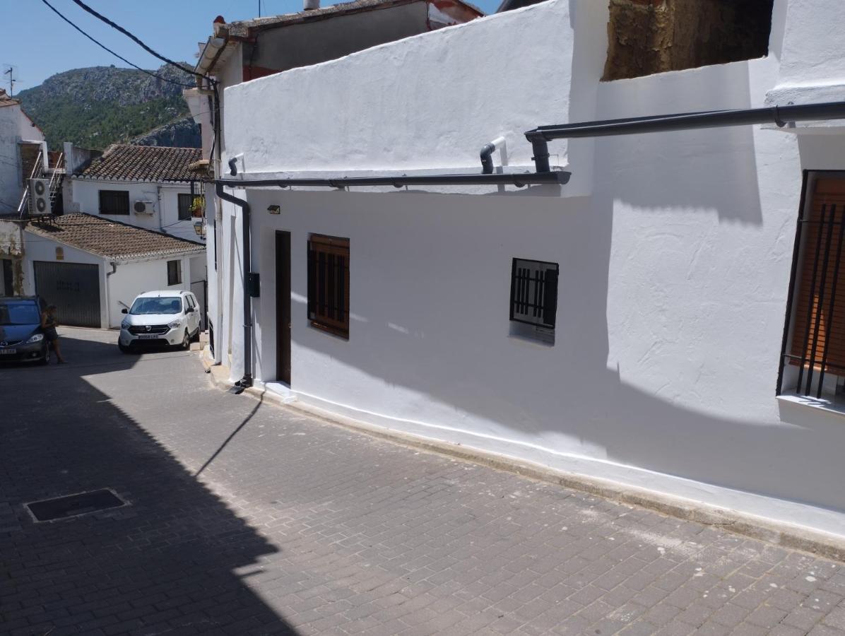 Muy Centrico La Plaza Διαμέρισμα Chulilla Εξωτερικό φωτογραφία